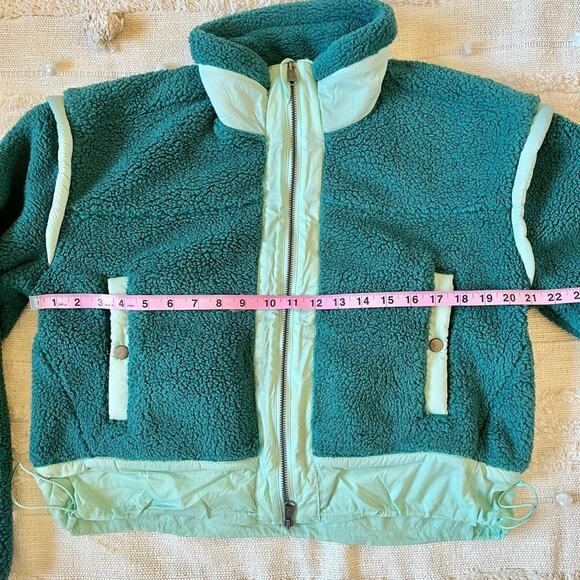 NWT FP Movement by Free People Courtside Faux Shearling Jacket xsmall - Picture 10 of 13